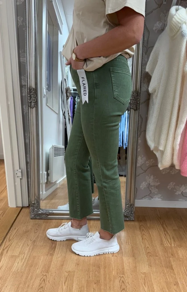 Jenna - Jeans - Flare - Khaki - Nyhet - Bild 4